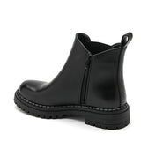 BOTTINES CHELSEA NOIRES EN SIMILI CUIR AVEC SEMELLE CRANTÉE - Casualmode.fr