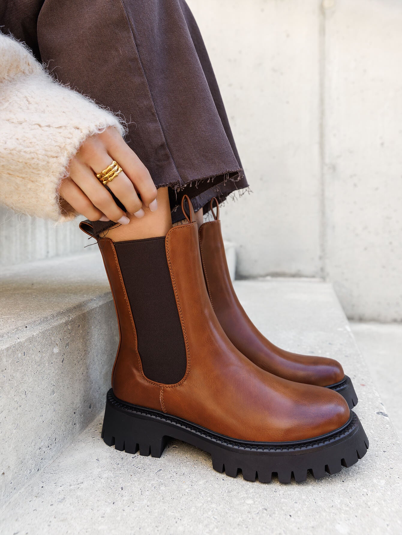 BOTTINES CHELSEA CUIR CARAMEL À SEMELLE ÉPAISSE - Casualmode.fr