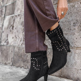 BOTTINES NOIRES À CLOUS – STYLE ROCK CHIC - Casualmode.fr