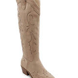 BOTTES COWBOY BEIGE EN SUÉDINE À TALON BAS - Casualmode.fr