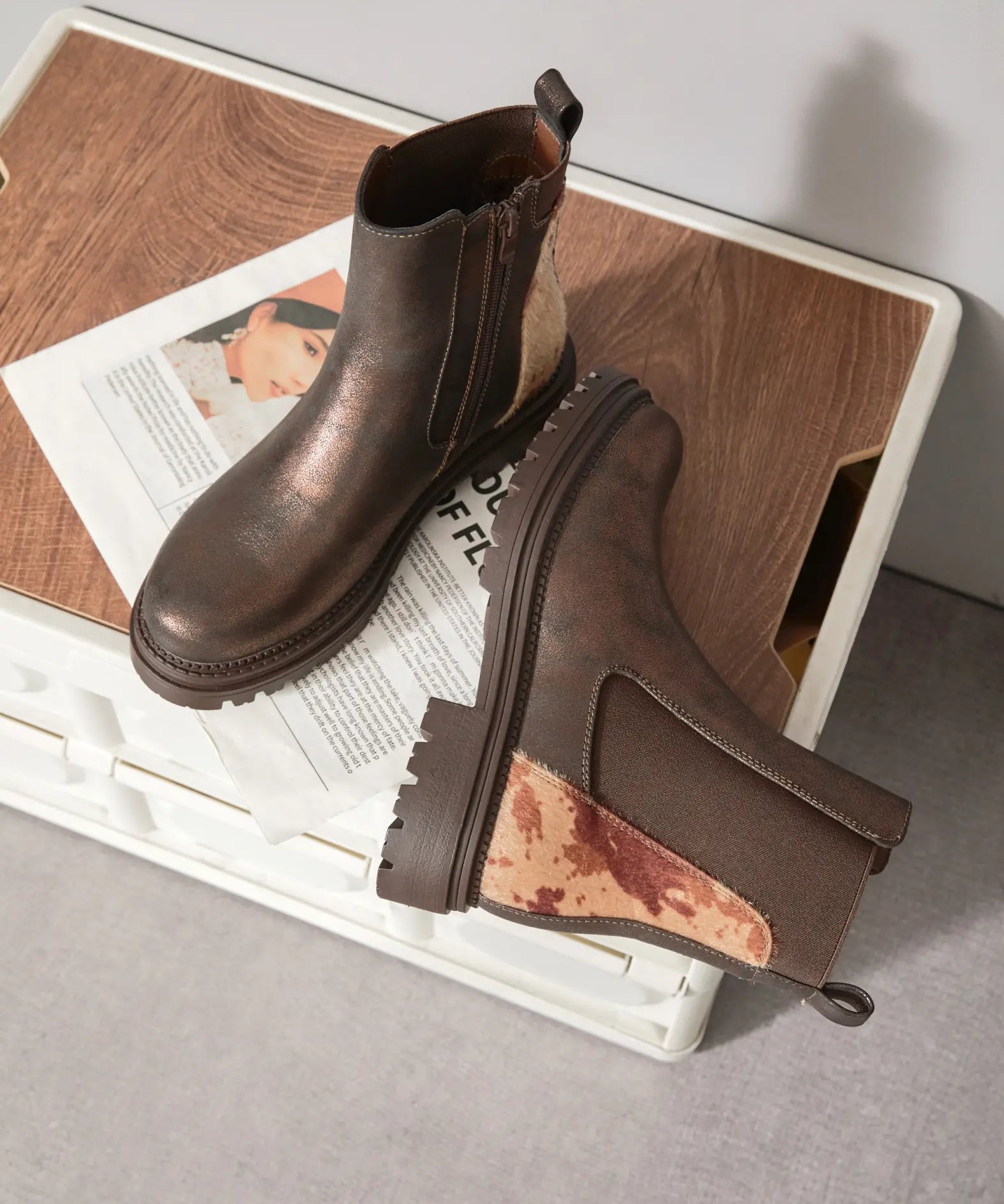 BOTTINES CHELSEA MARRON – DÉTAIL LÉOPARD - Casualmode.fr