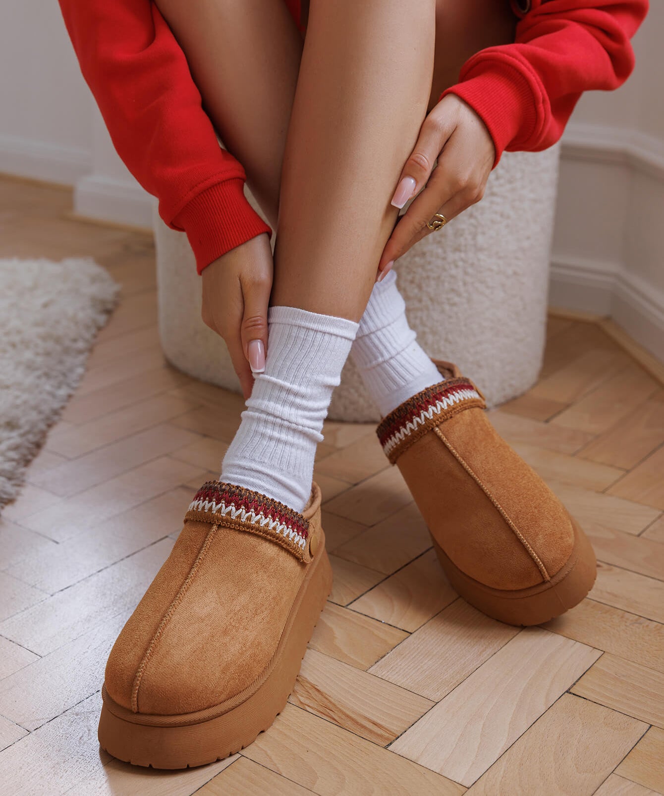 MULES FOURRÉES CAMEL À SEMELLE ÉPAISSE - Casualmode.fr