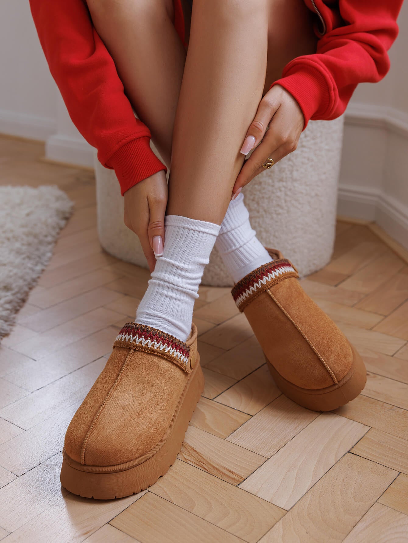 MULES FOURRÉES CAMEL À SEMELLE ÉPAISSE - Casualmode.fr