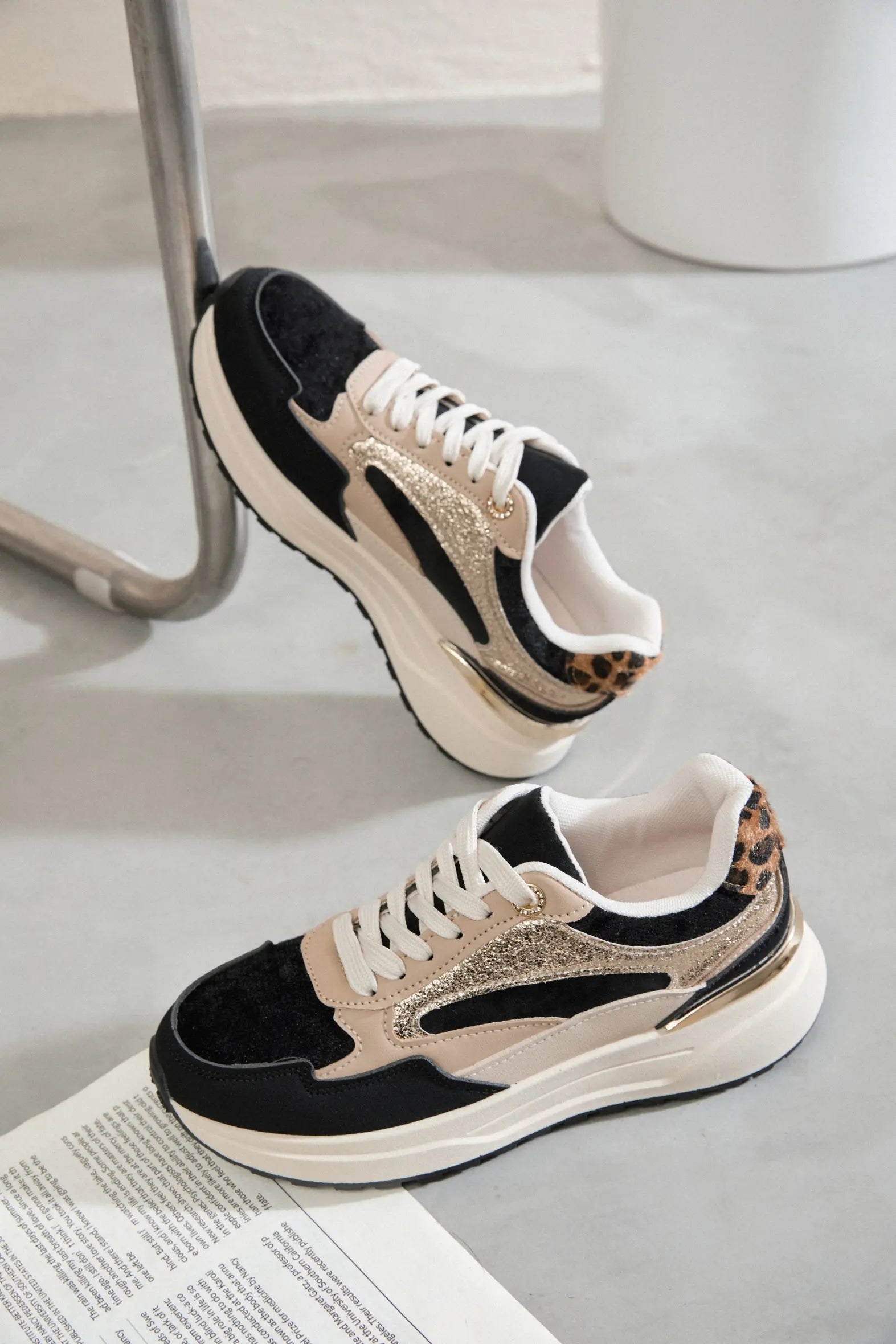 SNEAKERS CHUNKY NOIRES ET DORÉES FEMME AVEC DÉTAIL LÉOPARD - Casualmode.fr