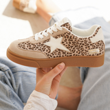 Basket femme semelle marron étoile léopard à lacets - Perrine - Casualmode.fr
