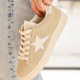 Basket femme étoile taupe à lacets - Solange - Casualmode.fr