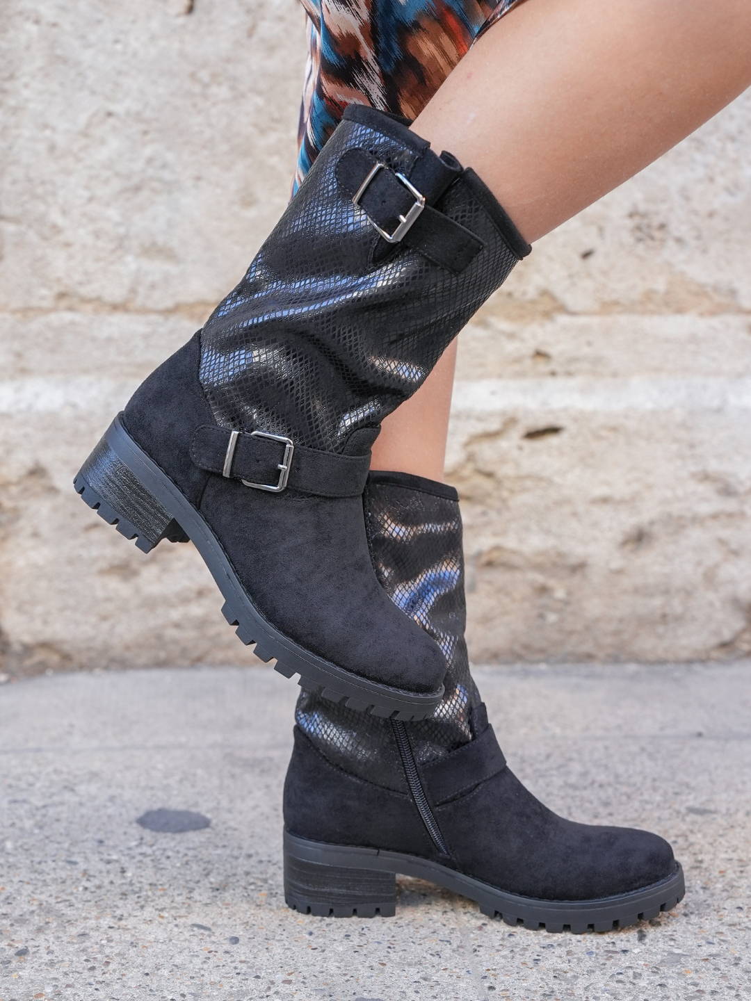 BOTTES NOIRES MOTARDES À DÉTAIL PYTHON - Casualmode.fr