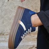 BASKETS PLATEFORME BLEU MARINE À SEMELLE EPAISSE - Casualmode.fr