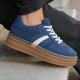 BASKETS PLATEFORME BLEU MARINE À SEMELLE EPAISSE - Casualmode.fr