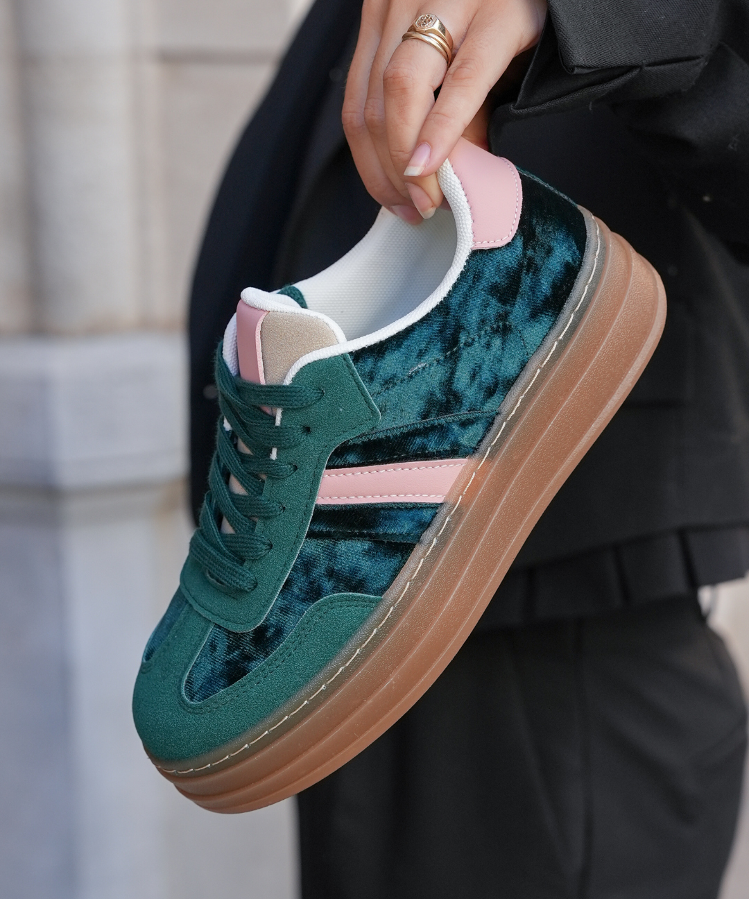 BASKETS FEMME VERTES ET ROSES - Casualmode.fr