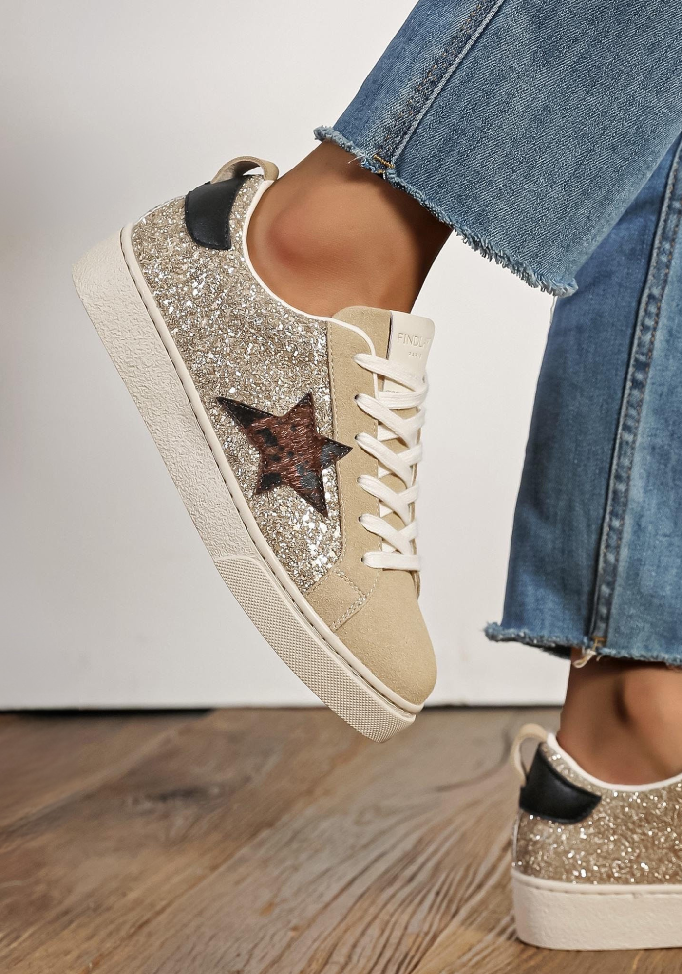 BASKET FEMME PAILLETTES ÉTOILE LÉOPARD À LACETS - Casualmode.fr