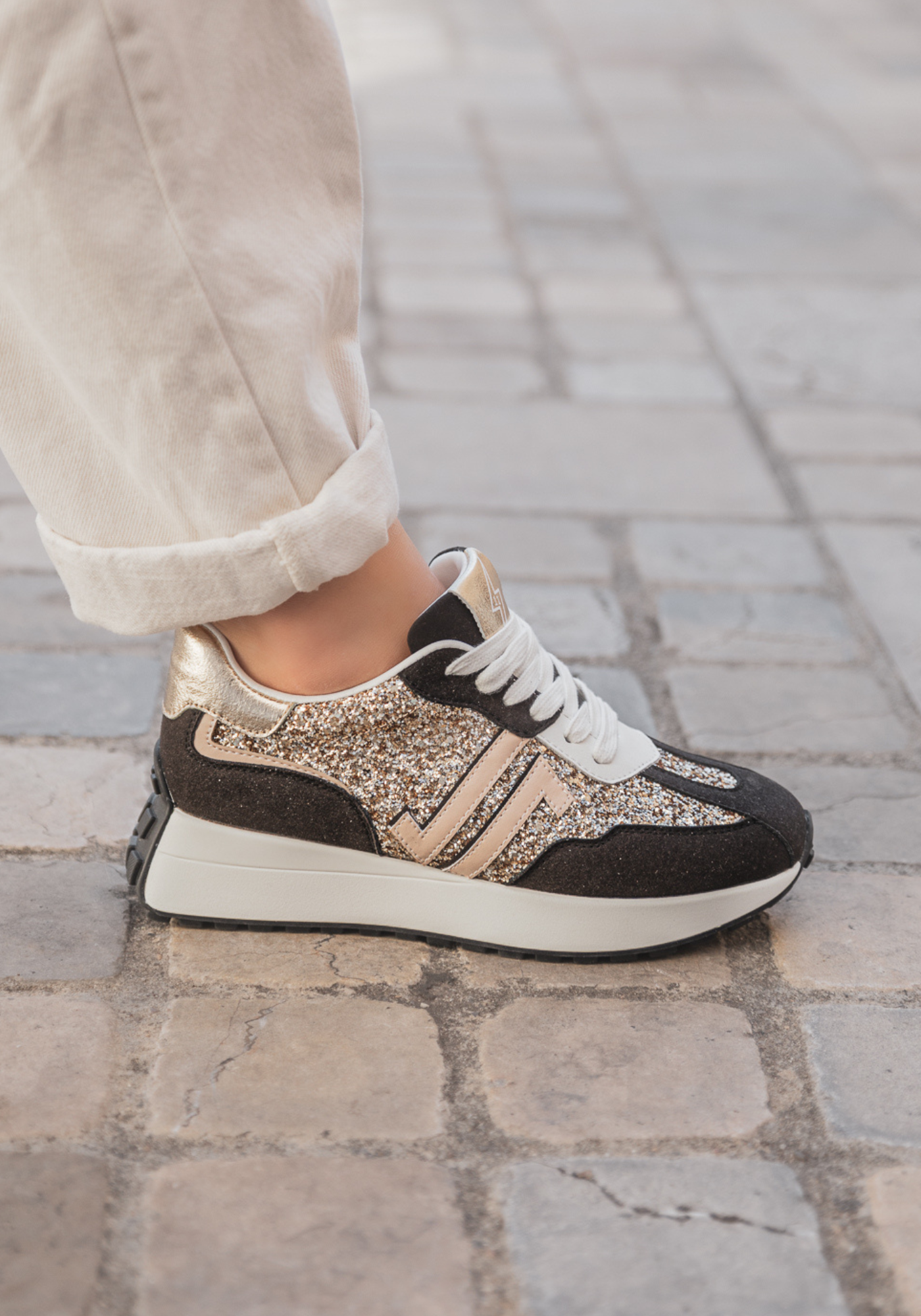 CL11 SNEAKERS - CL93-BLACK-GOLD - Casualmode.fr