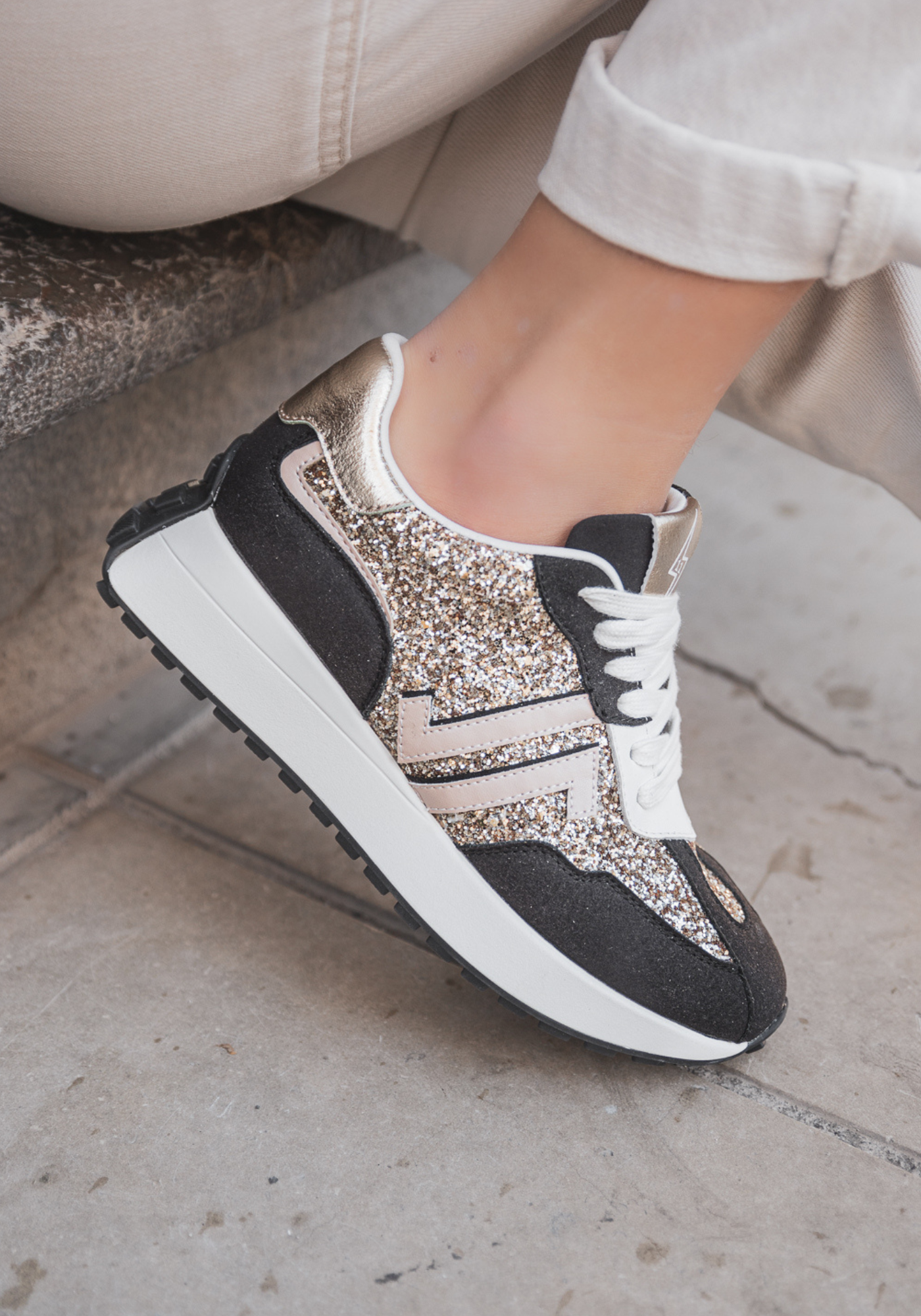 CL11 SNEAKERS - CL93-BLACK-GOLD - Casualmode.fr