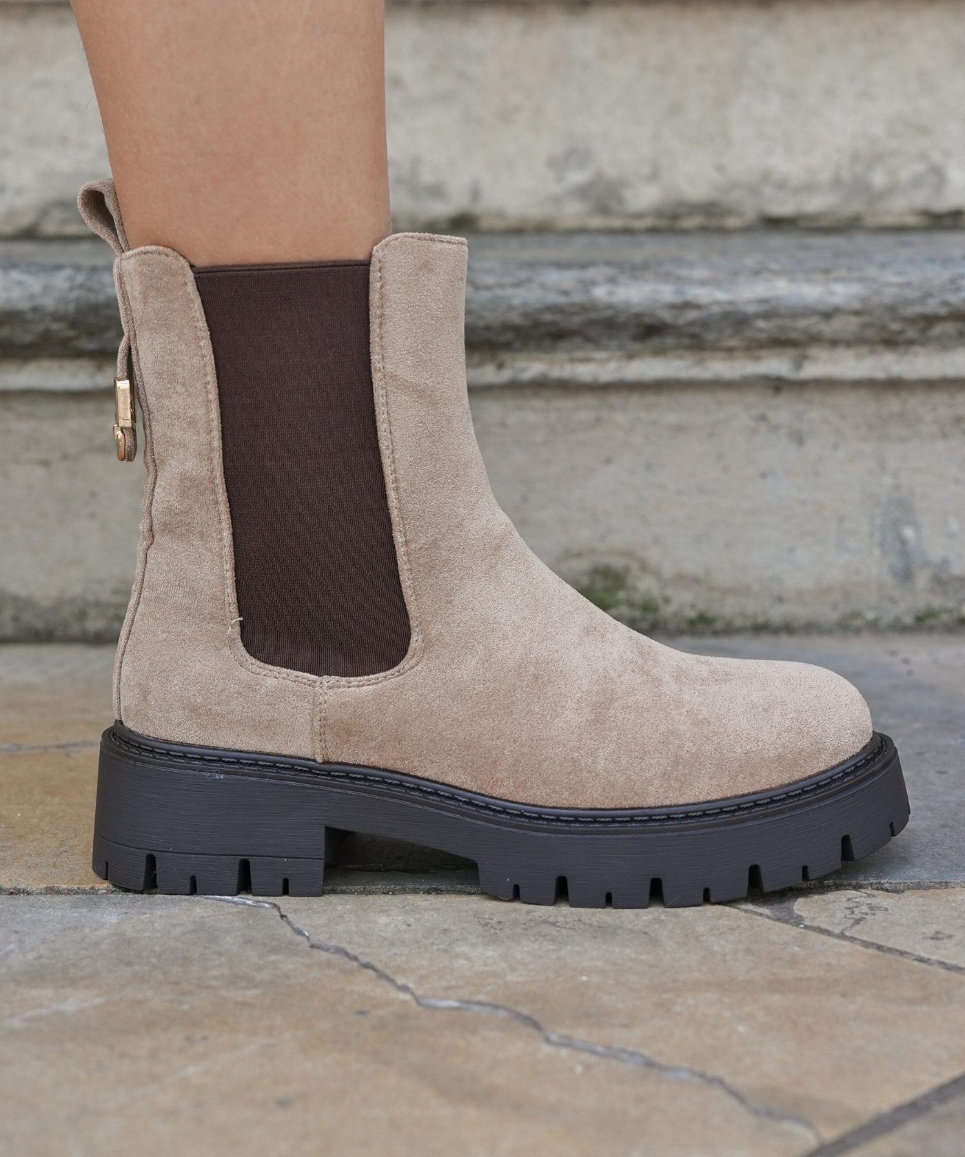 BOTTINES BEIGE CHELSEA – SEMELLE CRANTÉE - Casualmode.fr