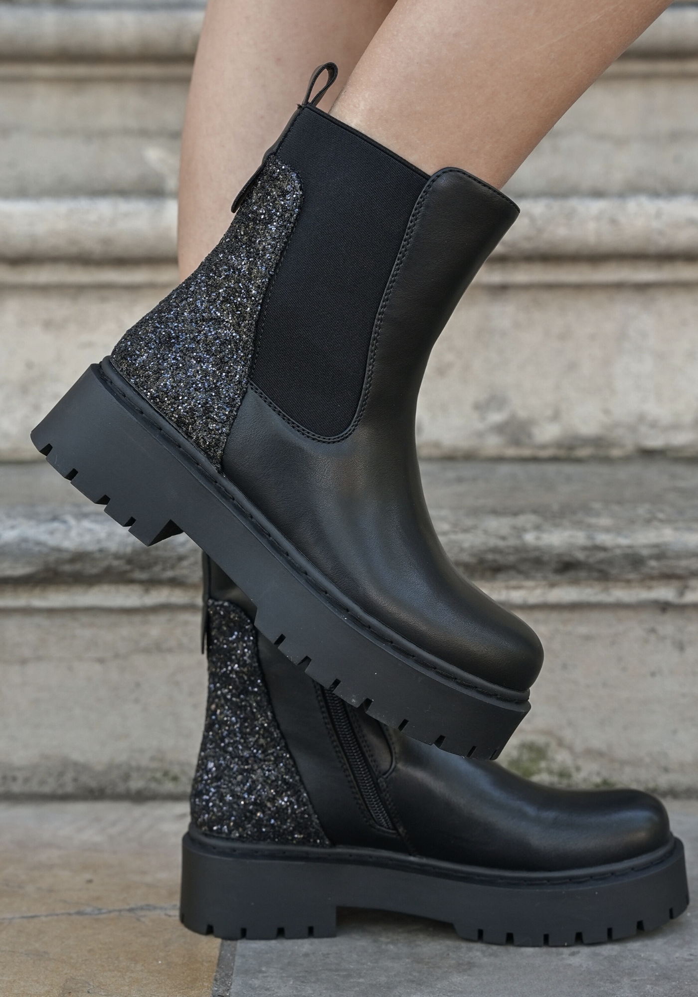 BOTTINES NOIRES CHELSEA – ARRIÈRE PAILLETTES - Casualmode.fr