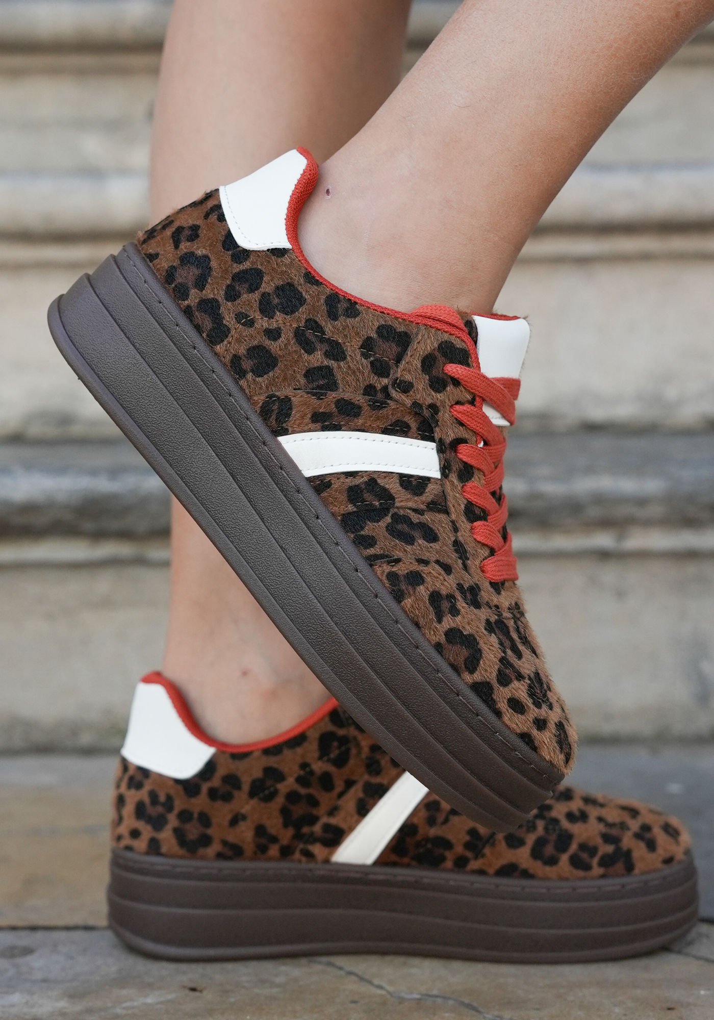 SNEAKERS LÉOPARD À SEMELLE ÉPAISSE - Casualmode.fr