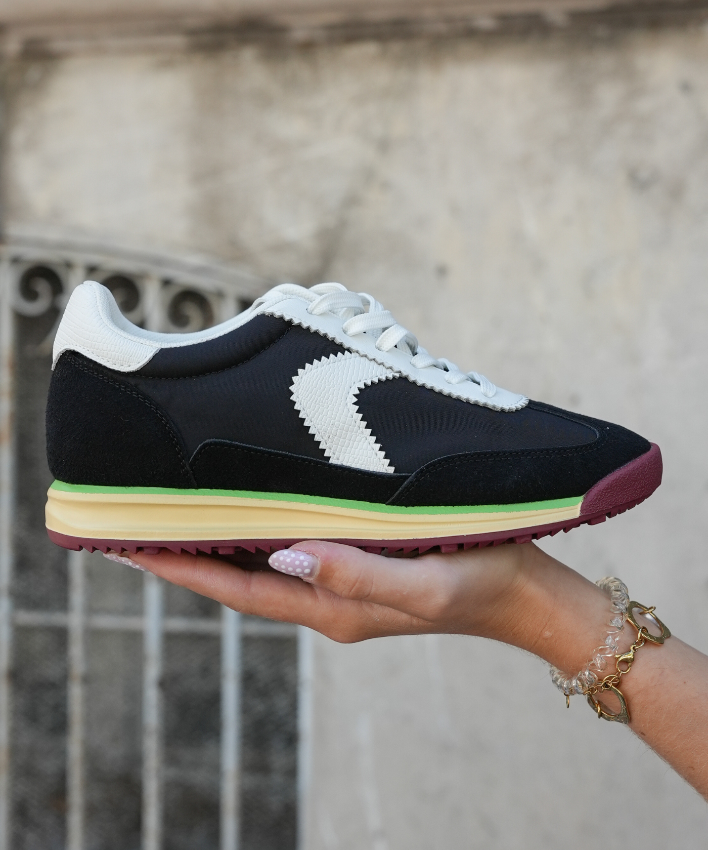 SNEAKERS NOIRES SPORTY CHIC - Casualmode.fr