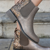 BOTTINES CHELSEA FEMME MÉTALLISÉES AVEC DÉTAIL PAILLETÉ - Casualmode.fr