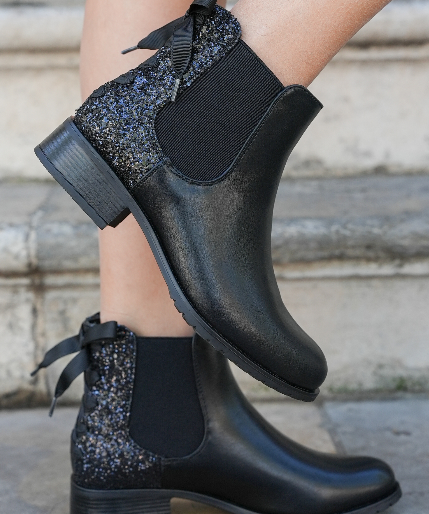 BOTTINES CHELSEA NOIRES FEMME AVEC PAILLETTES ET NŒUD SATIN - Casualmode.fr
