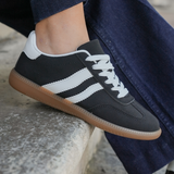 SNEAKERS NOIRES FEMME STYLE RÉTRO AVEC SEMELLE GOMME - Casualmode.fr