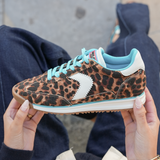 SNEAKERS LEOPARD À LACETS TURQUOISE - Casualmode.fr