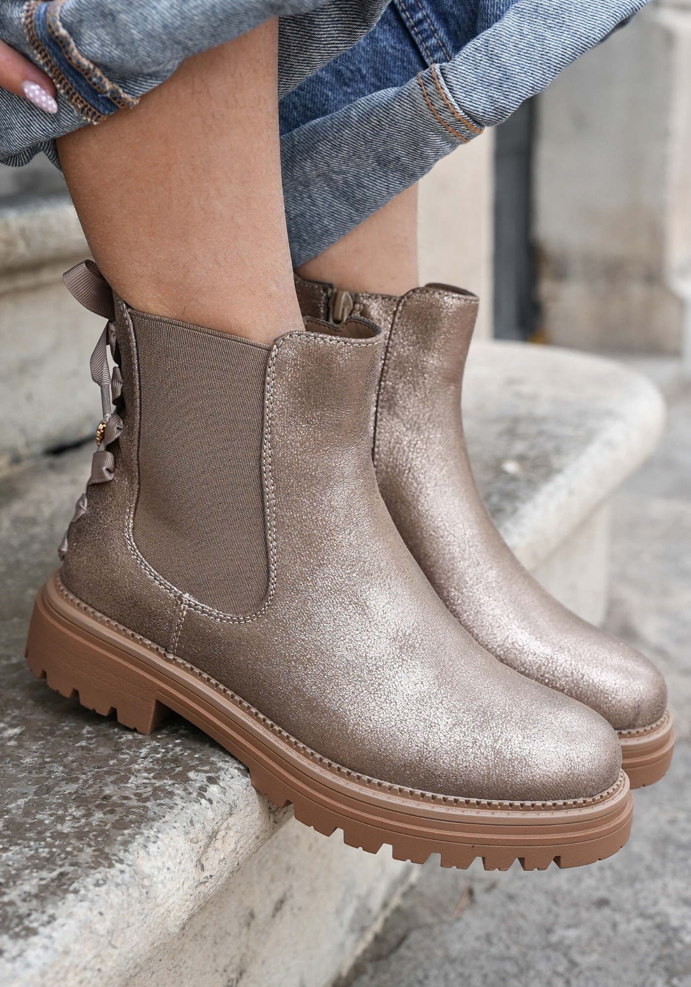 CHELSEA BOOTS BRONZE À SEMELLE CRANTÉE - Casualmode.fr