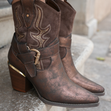 BOTTINES COWBOY COURTES MARRON – STYLE WESTERN - Casualmode.fr