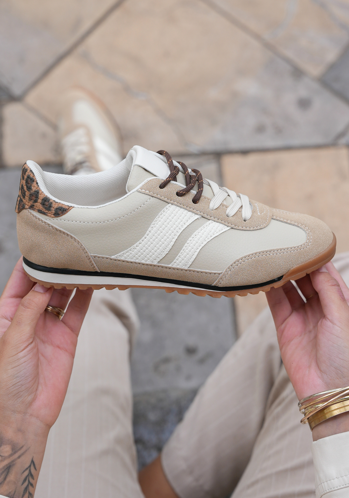 BASKETS FEMME MARRON BEIGE ET LEO - Casualmode.fr