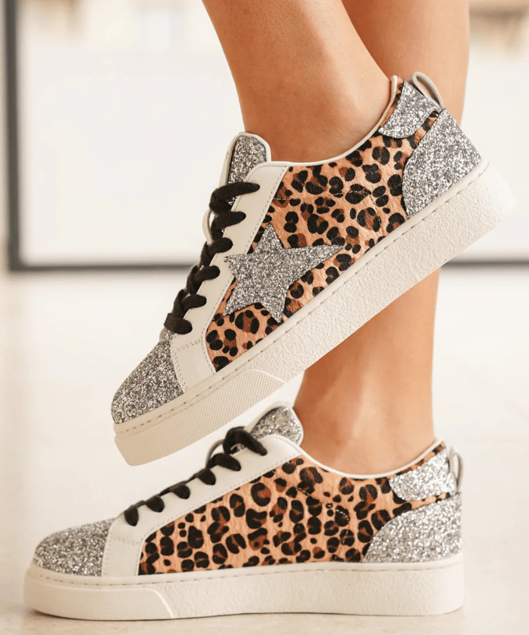 BASKET FEMME LÉOPARD ÉTOILE À LACETS - Casualmode.fr