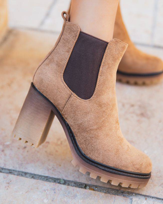 BOTTINES FEMME CAMEL À TALON - Casualmode.fr