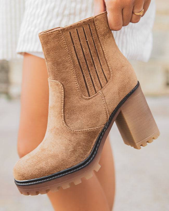 BOTTINES FEMME CAMEL À TALON - Casualmode.fr