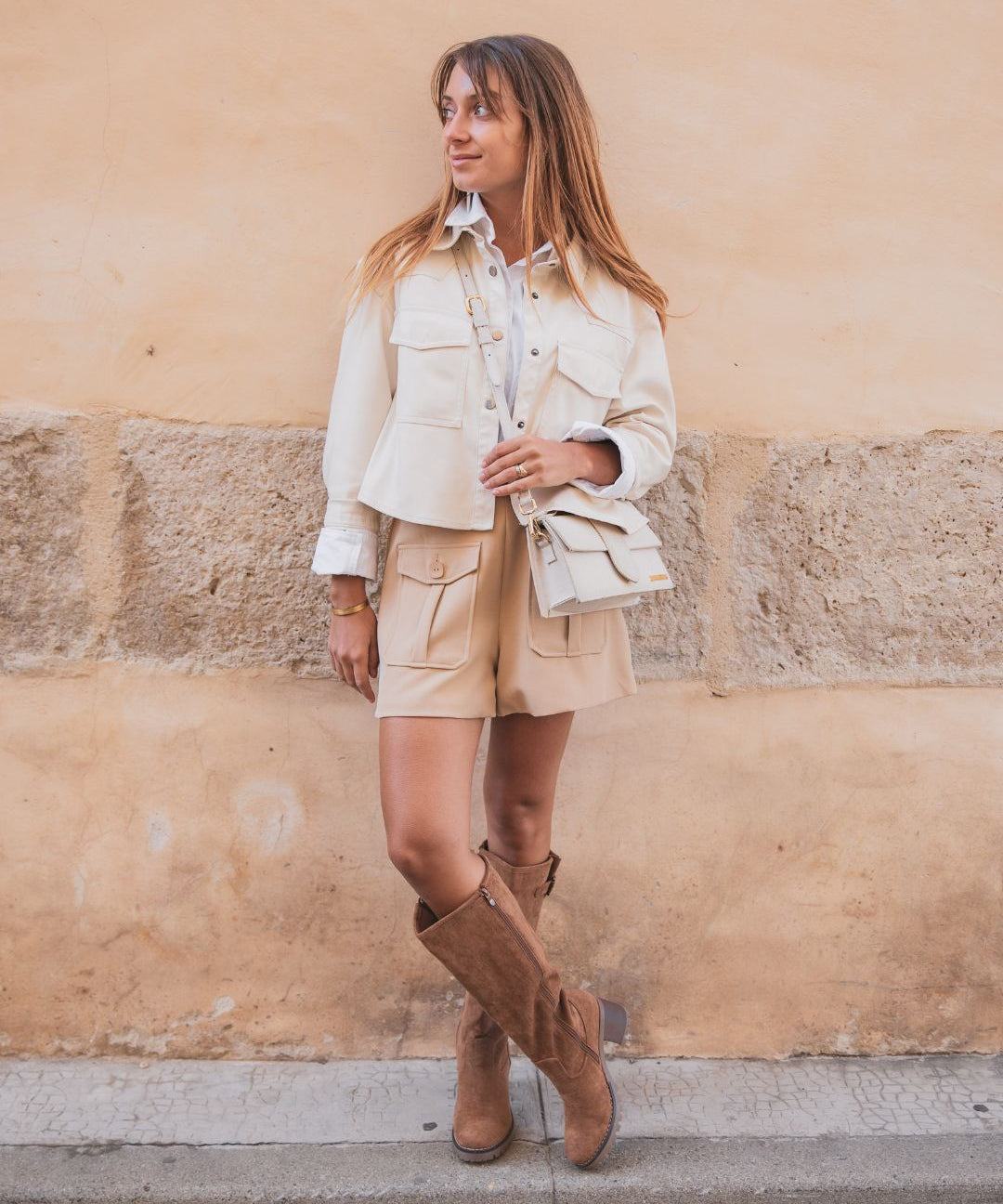 BOTTES HAUTES À TALONS CAMEL & SEMELLE CRANTÉE - Casualmode.fr