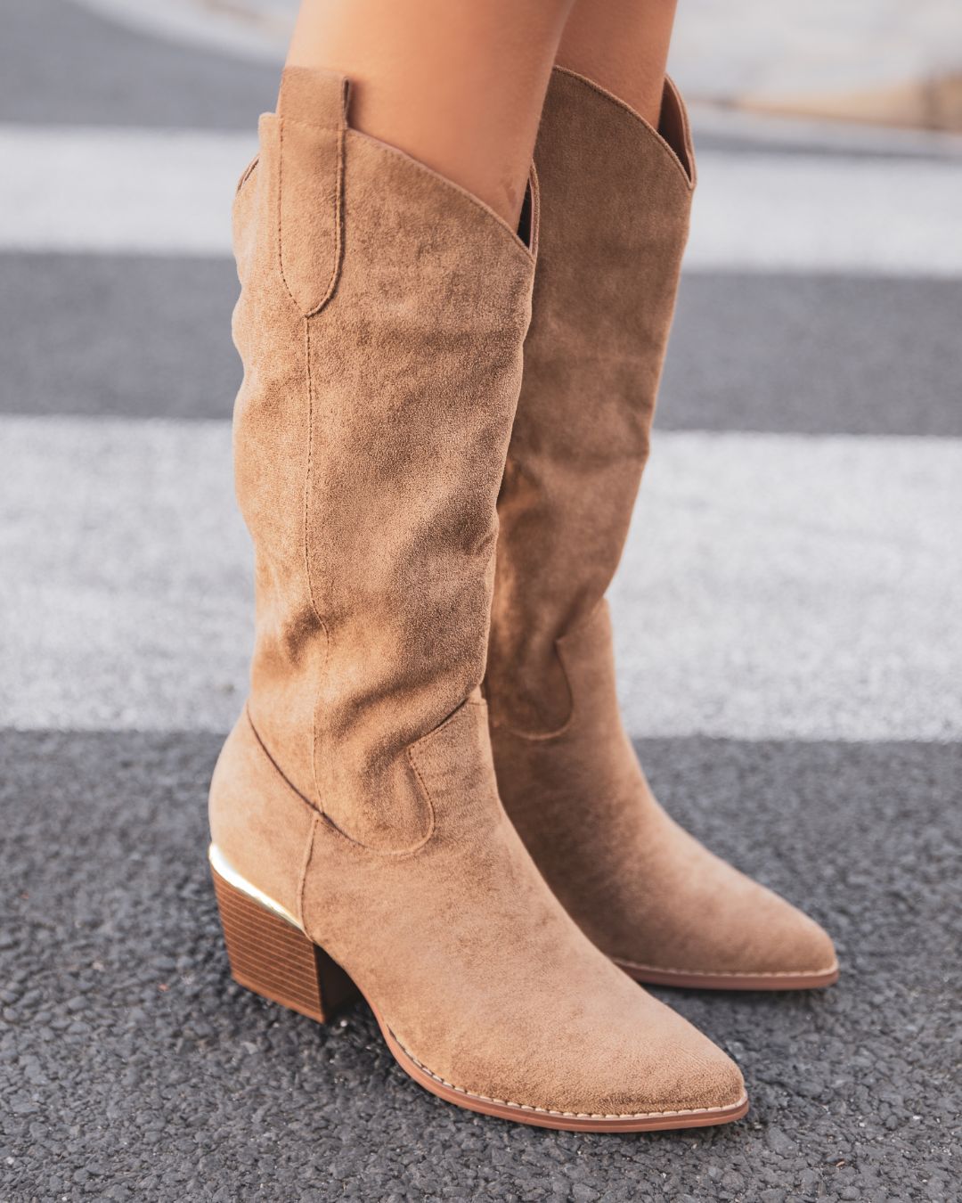 BOTTES HAUTES CAMEL A TALON CARRE - Casualmode.fr