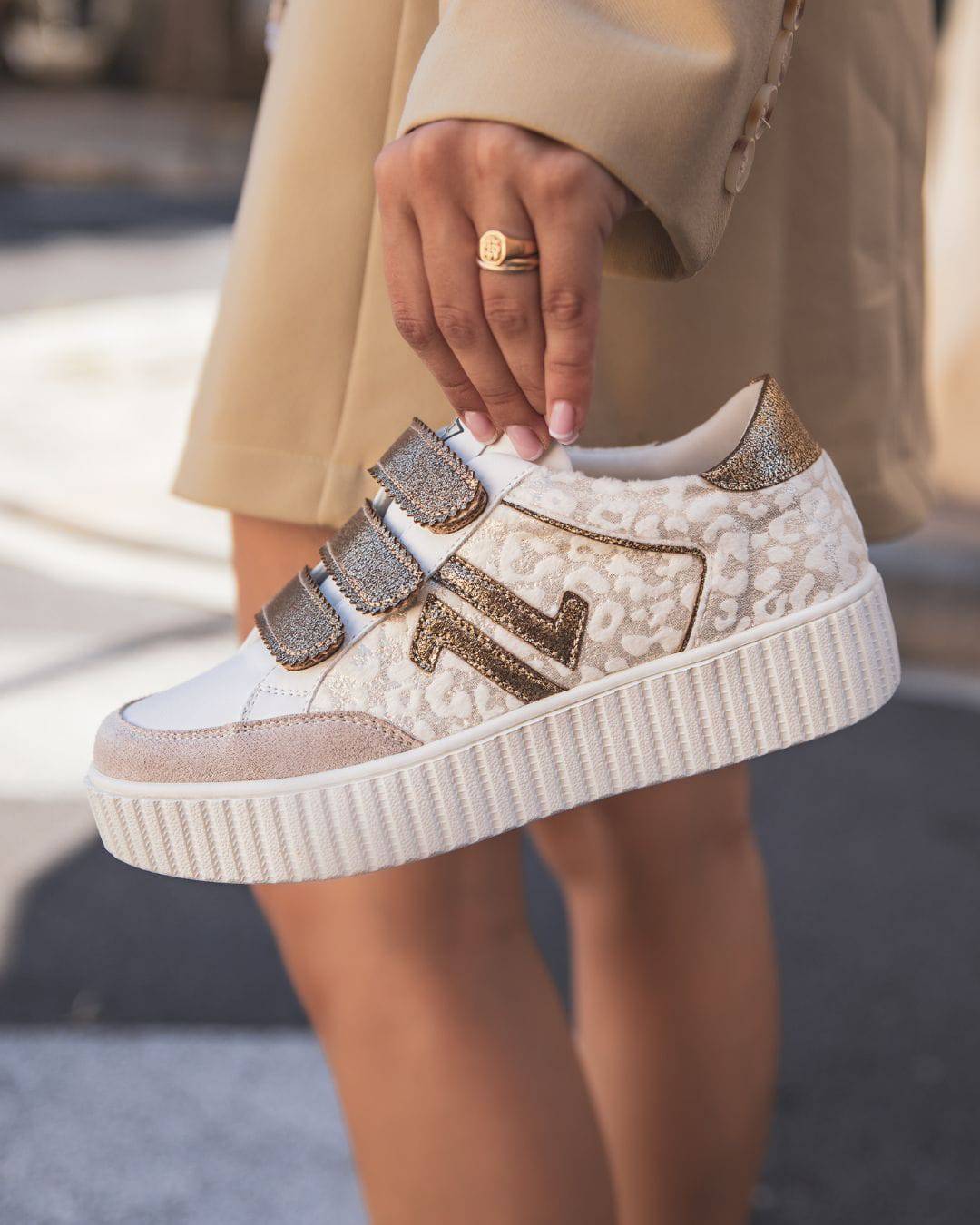 CL11 SNEAKERS - CL79 GOLD - Casualmode.fr