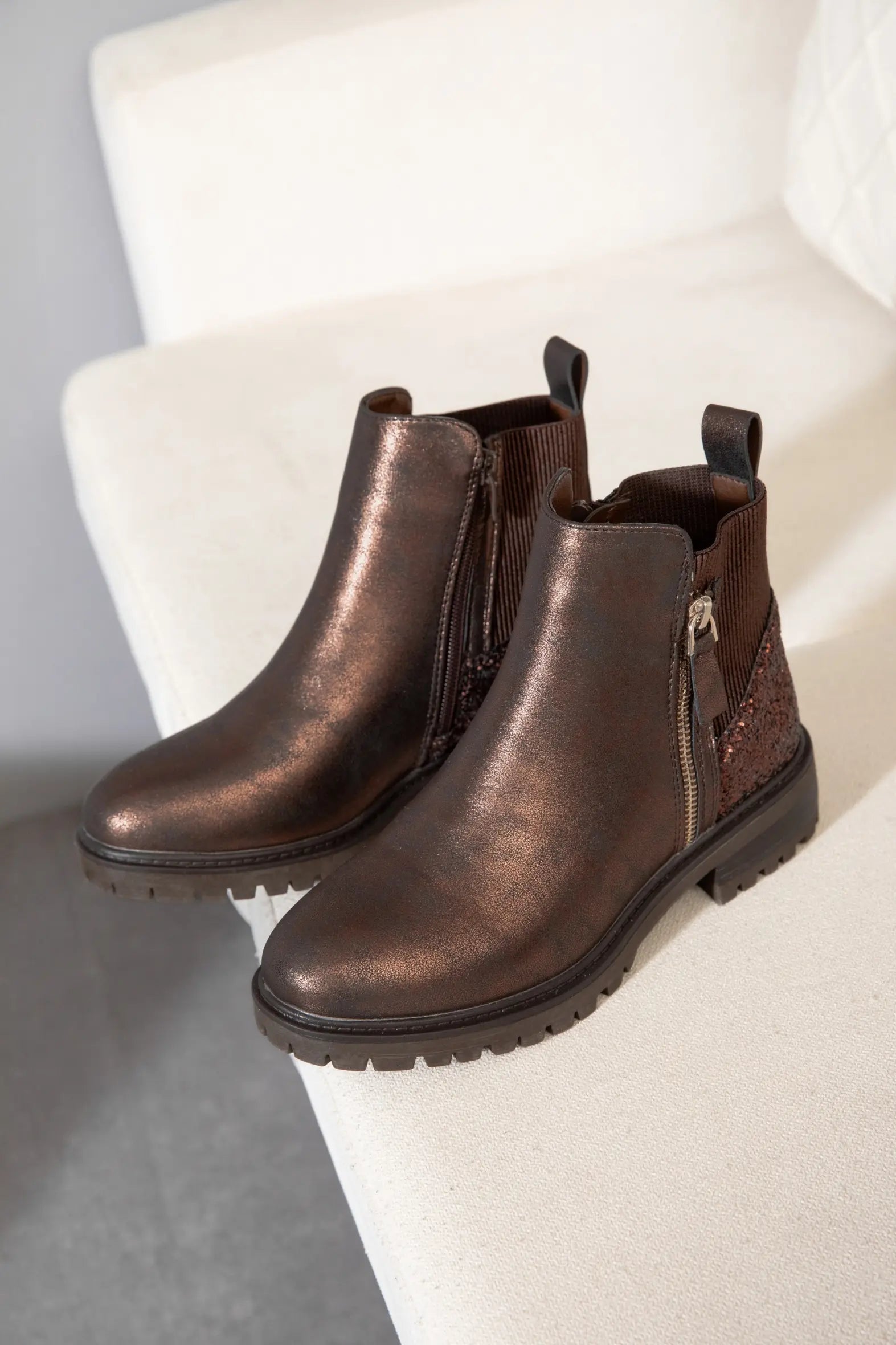 BOTTINES GLITTER BRONZE – CONFORT & ÉCLAT - Casualmode.fr