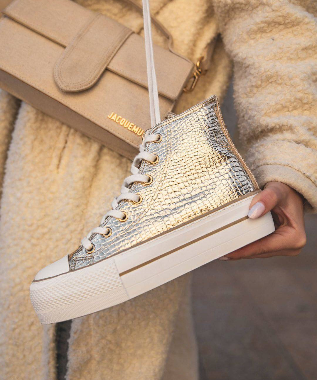 BASKETS MONTANTES FEMME DORÉES EFFET CROCO SEMELLE ÉPAISSE - Casualmode.fr