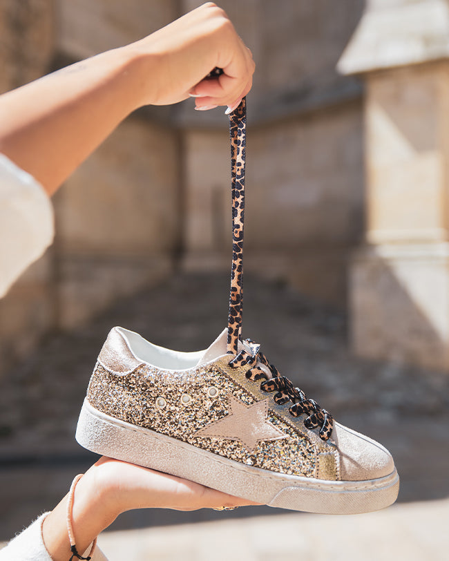 BASKETS DORÉES FEMME À PAILLETTES ET ÉTOILE SCINTILLANTE - Casualmode.fr