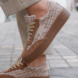 BASKETS BEIGE ET BLANCHE À ÉTOILE - Casualmode.fr