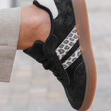 BASKETS NOIRES DÉTAIL LÉOPARD - Casualmode.fr