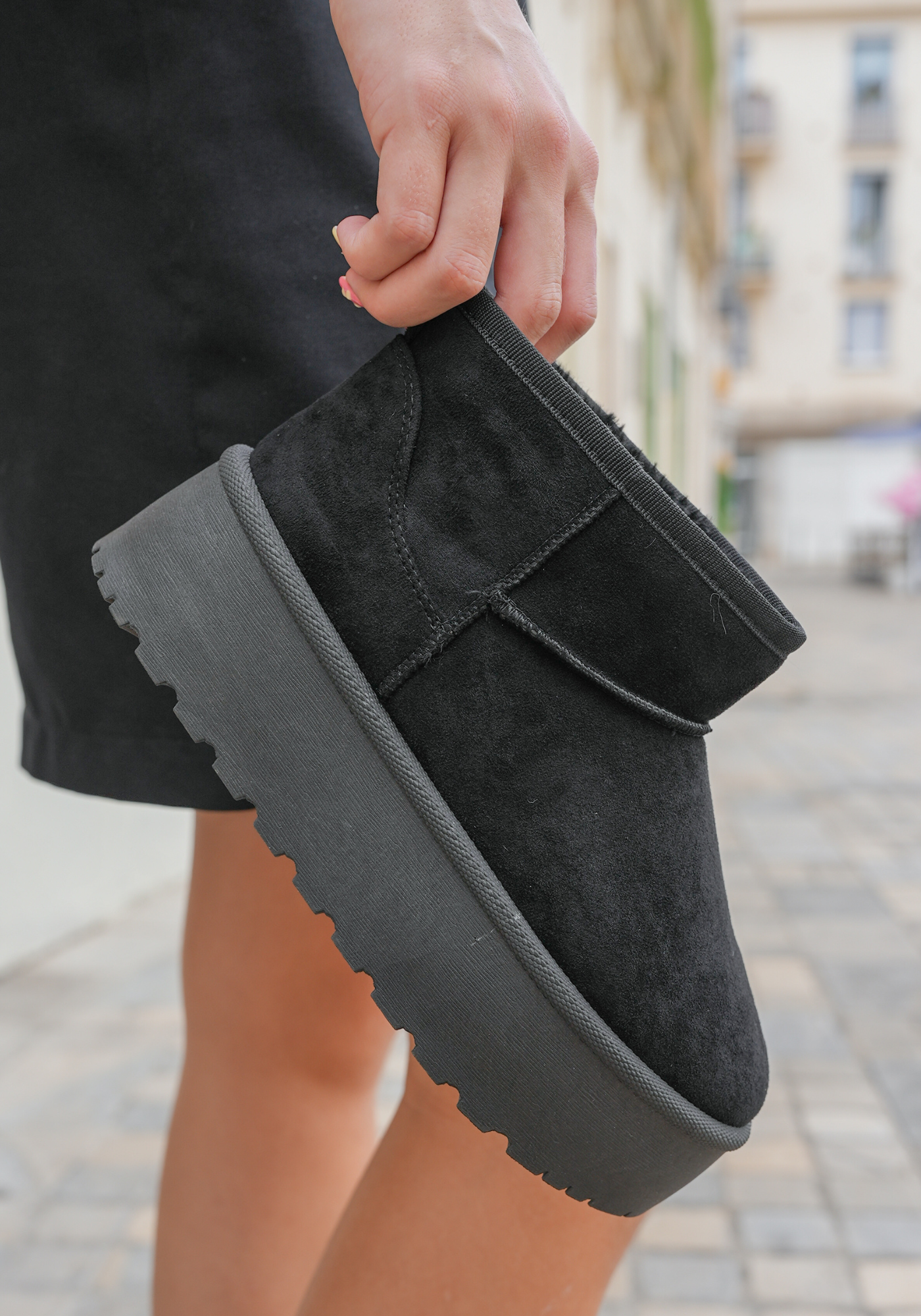 BOTTINES FOURRÉES PLATEFORME NOIRES - Casualmode.fr