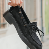 MOCASSINS NOIRS AVEC LACETS – STYLE INTEMPOREL - Casualmode.fr