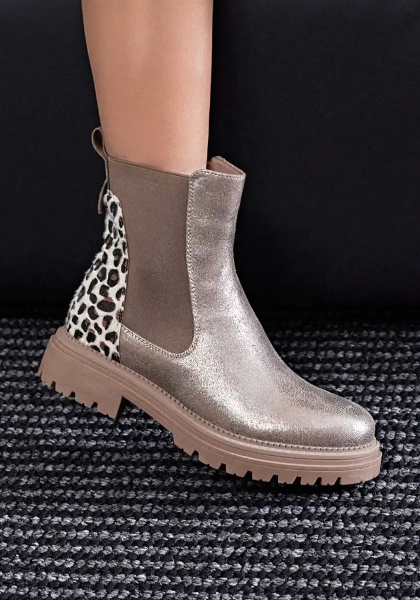 BOTTINES CHELSEA MÉTALLISÉES – DÉTAIL LÉOPARD - Casualmode.fr