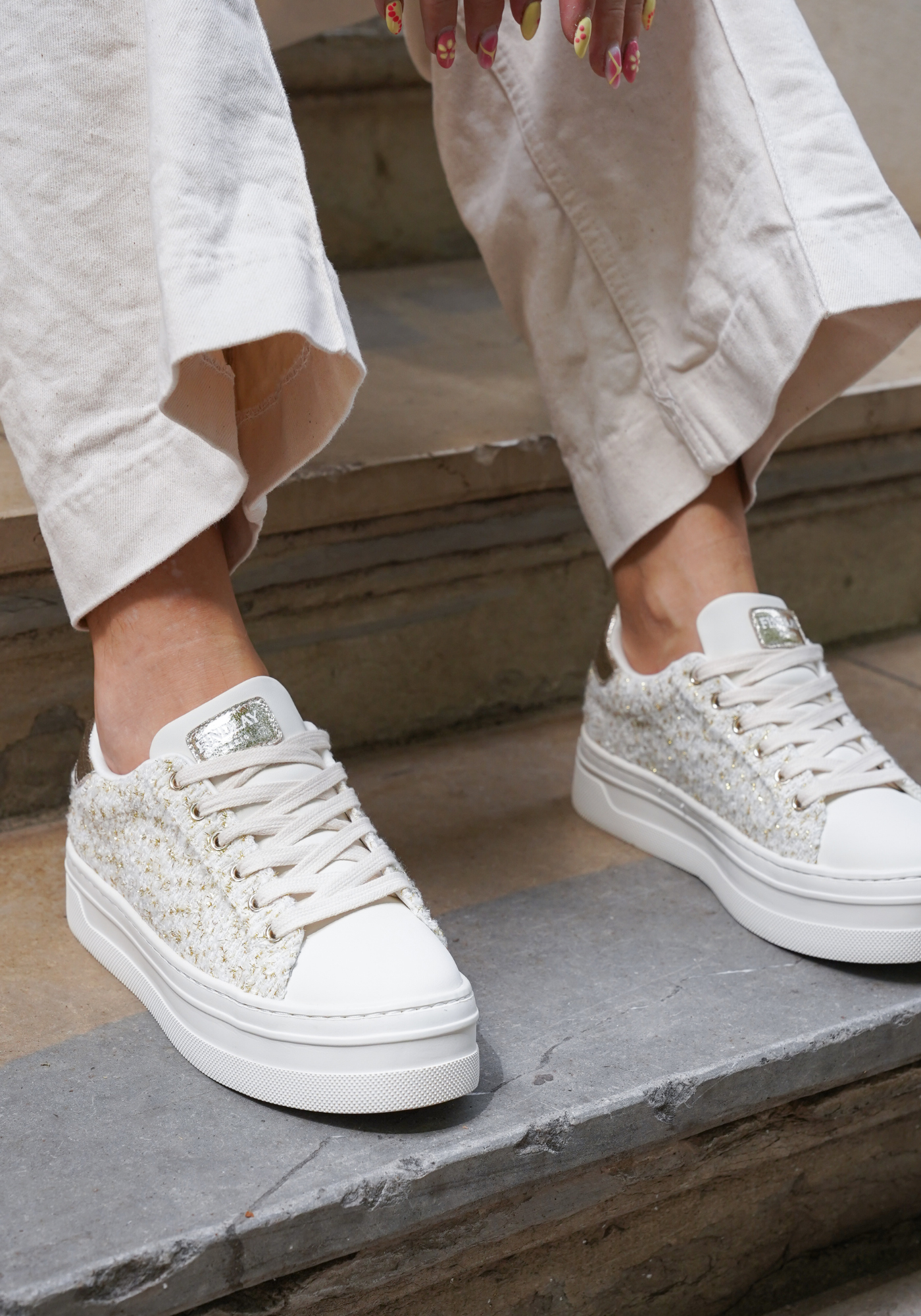 BASKETS PLATEFORME BEIGE EN TWEED AVEC DÉTAILS DORÉS - Casualmode.fr