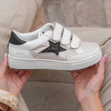 BASKETS FEMME BLANCHES A ÉTOILE NOIRE - Casualmode.fr